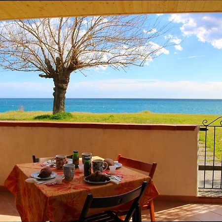 House On The Sea Villa Mascali Exterior foto
